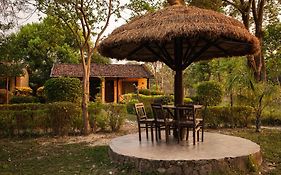 Bardia Riverside View Park Resort - Fr And En Speaking